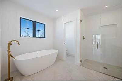 35 Cotton Lane, Levittown, NY 11756 - Photo 32