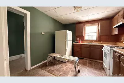 19 Bloomingburg Road, Middletown, NY 10940 - Photo 6