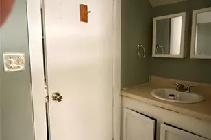 19 Bloomingburg Rd, Middletown, NY 10940 - Photo 10