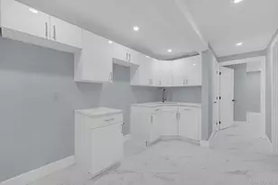 1852 Amethyst St, Bronx, NY 10462 - Photo 24