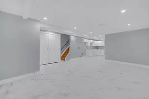 1852 Amethyst St, Bronx, NY 10462 - Photo 22