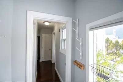 25 Hillside Avenue #1, Rockville Centre, NY 11570 - Photo 2