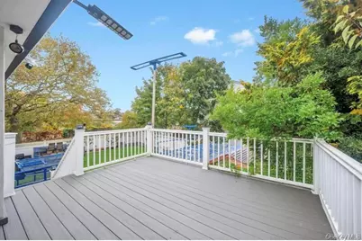 2 Valley Greens Drive, Woodmere, NY 11581 - Photo 20
