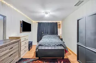 2 Valley Greens Dr, Woodmere, NY 11581 - Photo 26