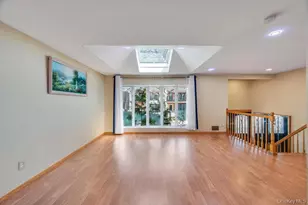 2 Valley Greens Dr, Woodmere, NY 11581 - Photo 8