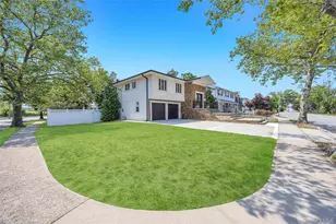 2 Valley Greens Dr, Woodmere, NY 11581 - Photo 2