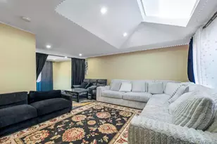 2 Valley Greens Dr, Valley Stream, NY 11581 - Photo 18