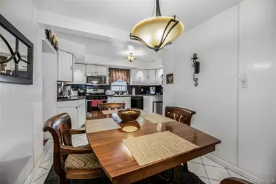2415 St Raymonds Avenue, Bronx, NY 10461 - Photo 6