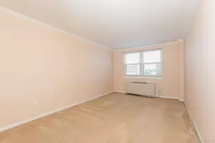 55 Clinton Ave, Rockville Centre, NY 11570 - Photo 10