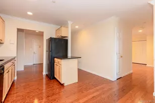 55 Clinton Ave, Rockville Centre, NY 11570 - Photo 4