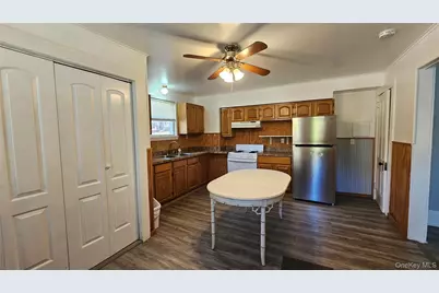 130 Hortonville Main Street #front, Callicoon, NY 12723 - Photo 2