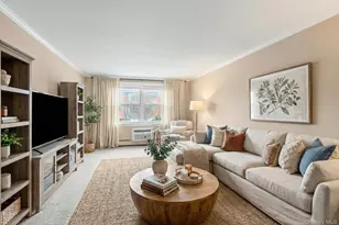 124 S Park Ave, Rockville Centre, NY 11570 - Photo 6