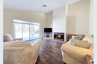 29 Pine Street, Port Jefferson, NY 11776 - Photo 12