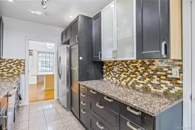 19703 McLaughlin Avenue, Hollis, NY 11423 - Photo 8