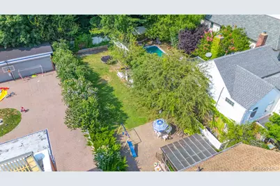 19703 McLaughlin Avenue, Hollis, NY 11423 - Photo 20