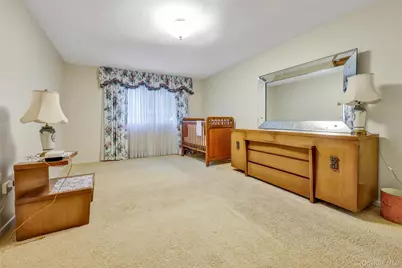 305 S Grandview Avenue, Monsey, NY 10952 - Photo 34