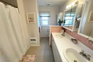 133 Cleveland Ave, Long Beach, NY 11561 - Photo 10