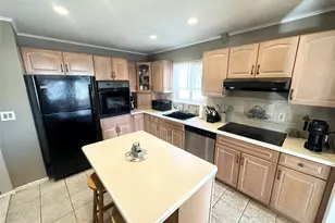 133 Cleveland Ave, Long Beach, NY 11561 - Photo 8