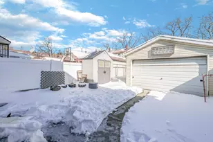 88-19 215th St, Queens Village, NY 11427 - Photo 26