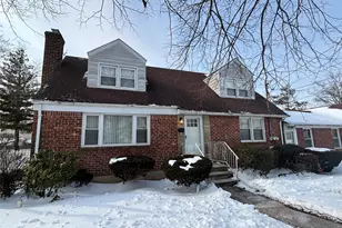 528 Cameron St, Elmont, NY 11003 - Photo 1