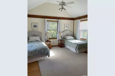 48 Oakhurst Road, Hampton Bays, NY 11946 - Photo 20