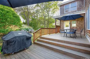 48 Oakhurst Rd, Hampton Bays, NY 11946 - Photo 6