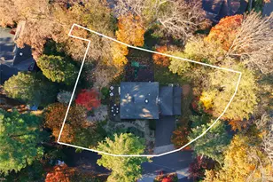 24 Hillcrest Ave, Roslyn, NY 11576 - Photo 24