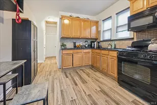 1065 Stell Pl, Bronx, NY 10469 - Photo 4