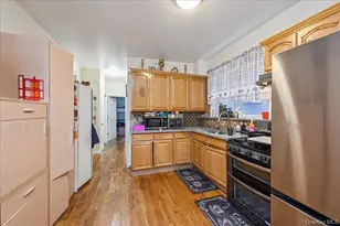 1065 Stell Pl, Bronx, NY 10469 - Photo 12