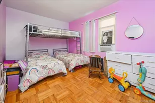 1065 Stell Pl, Bronx, NY 10469 - Photo 8