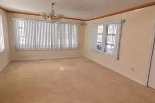 122 Rockaway Pkwy, Valley Stream, NY 11580 - Photo 6