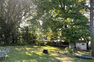 122 Rockaway Pkwy, Valley Stream, NY 11580 - Photo 10