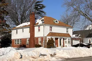 122 Rockaway Pkwy, Valley Stream, NY 11580 - Photo 2