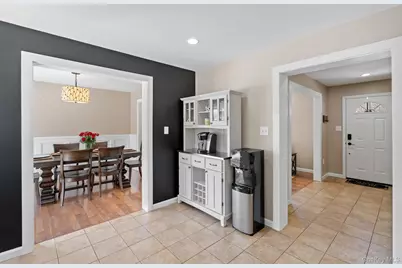 35 Wood Street, Poughkeepsie, NY 12603 - Photo 18