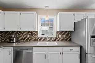 35 Wood St, Poughkeepsie, NY 12603 - Photo 16