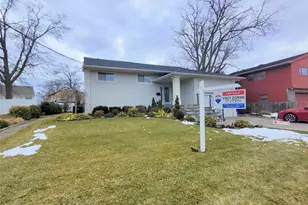 702 Fishermans Rd, Baldwin, NY 11510 - Photo 26