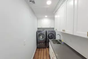 702 Fishermans Rd, Baldwin, NY 11510 - Photo 10