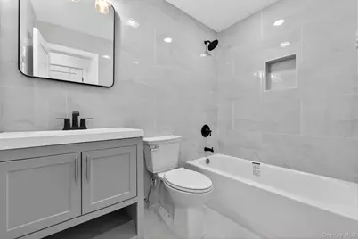 1368 E 100th Street, Brooklyn, NY 11236 - Photo 4