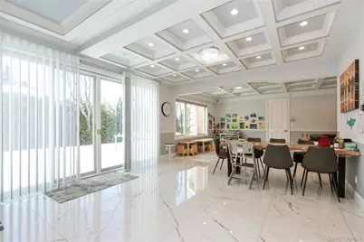 66 Essex Road, Great Neck, NY 11023 - Photo 10