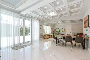 66 Essex Rd, Great Neck, NY 11023 - Photo 10