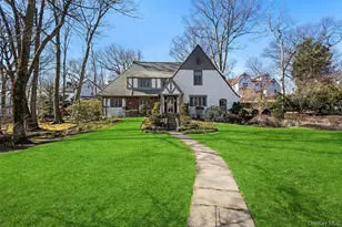 103 Aviemore Dr, New Rochelle, NY 10804 - Photo 2