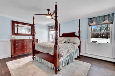 96 Brooksite Drive, Smithtown, NY 11787 - Photo 18