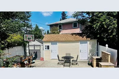 13107 107th Avenue, Richmond Hill, NY 11419 - Photo 2