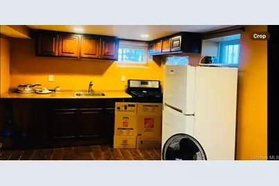 13107 107th Avenue, Richmond Hill, NY 11419 - Photo 26