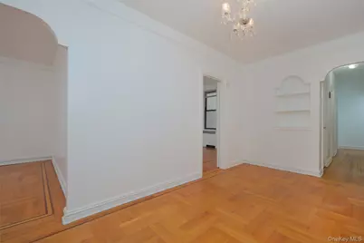 340 E Mosholu Parkway S #2-C, Bronx, NY 10458 - Photo 2