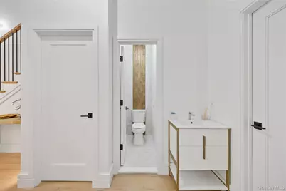 244 Blauvelt Road #Unit 201, Monsey, NY 10952 - Photo 16