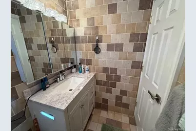 109 Elliot Street, South Merrick, NY 11566 - Photo 2