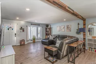 815 S 4th St, Lindenhurst, NY 11757 - Photo 4