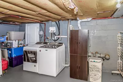 815 S 4th Street, Lindenhurst, NY 11757 - Photo 28