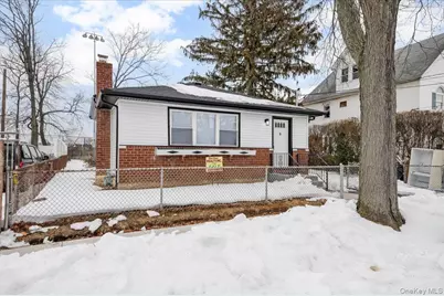 23 Peters Avenue, Hempstead, NY 11550 - Photo 6